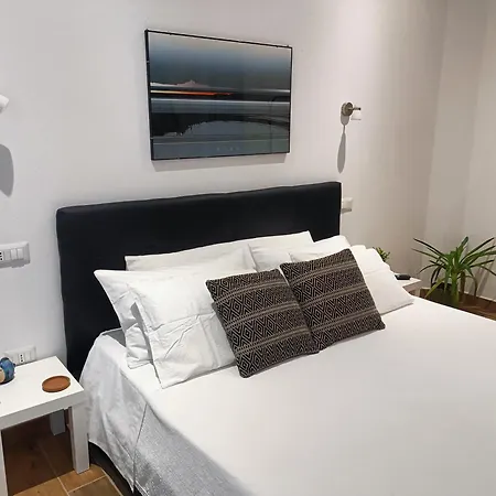 펜션 Rose E Fiori 툴라다